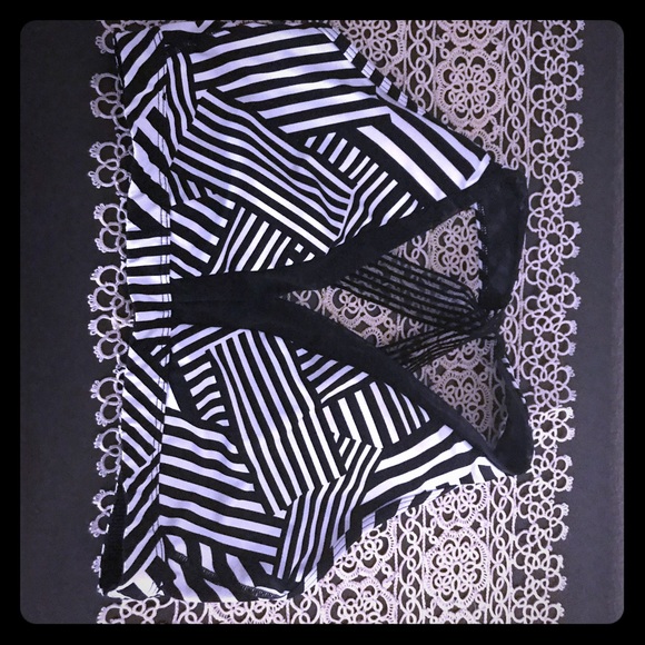 Victoria's Secret Other - Victoria Sport Striped Bra Victoria's Secret Other - Victoria Sport Striped Bra